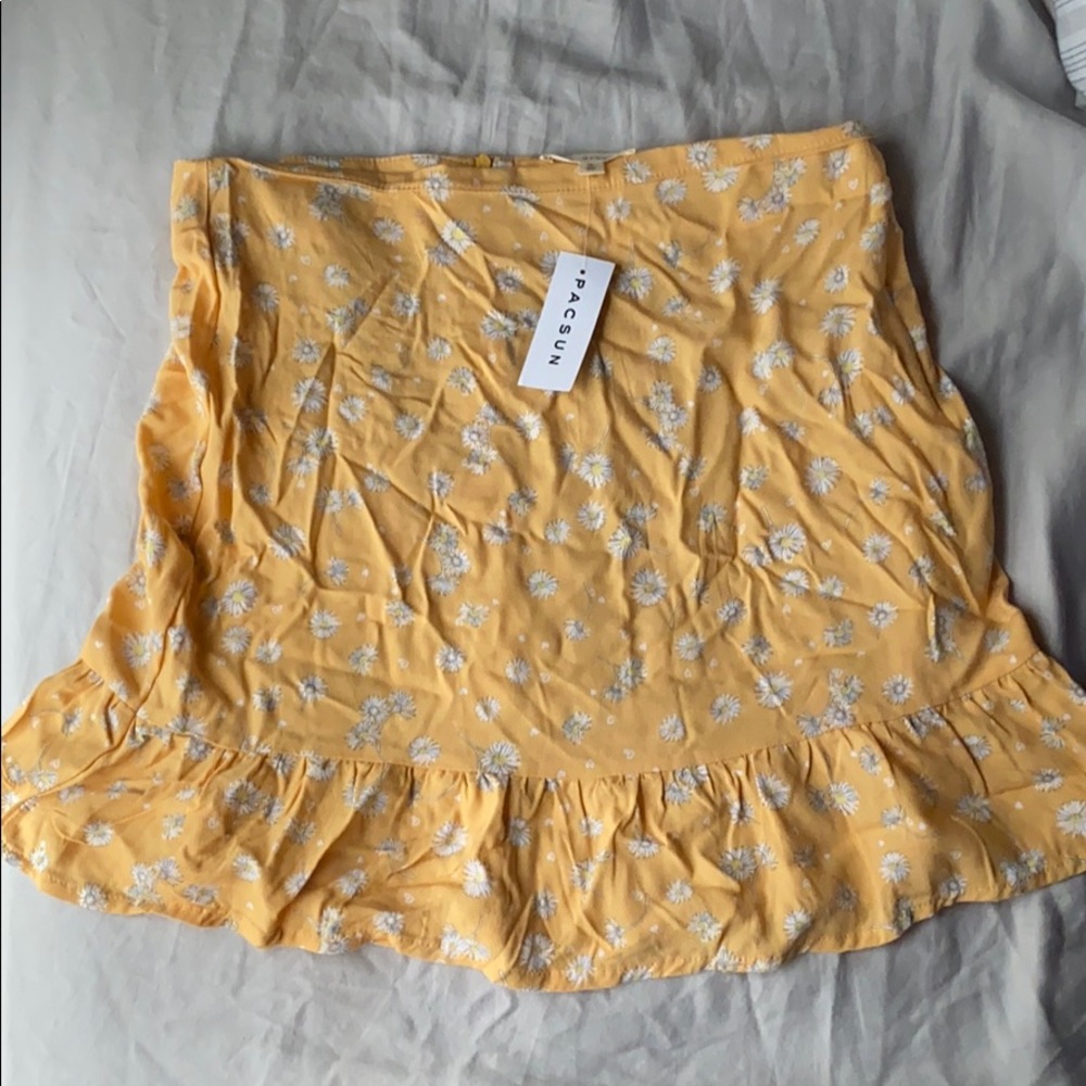 LA HEART ruffle hem mini skirt